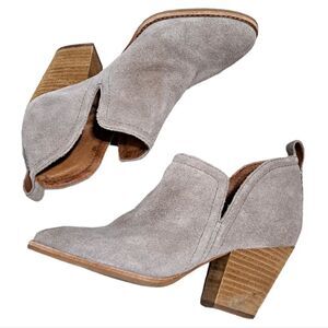 Jeffrey Campbell Rosalie Cut Out Suede Bootie Size 6 Tan